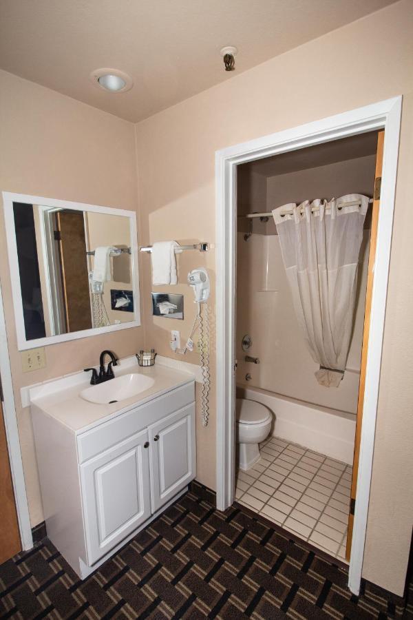 FairBridge Inn - Coeur d'Alene Extérieur photo